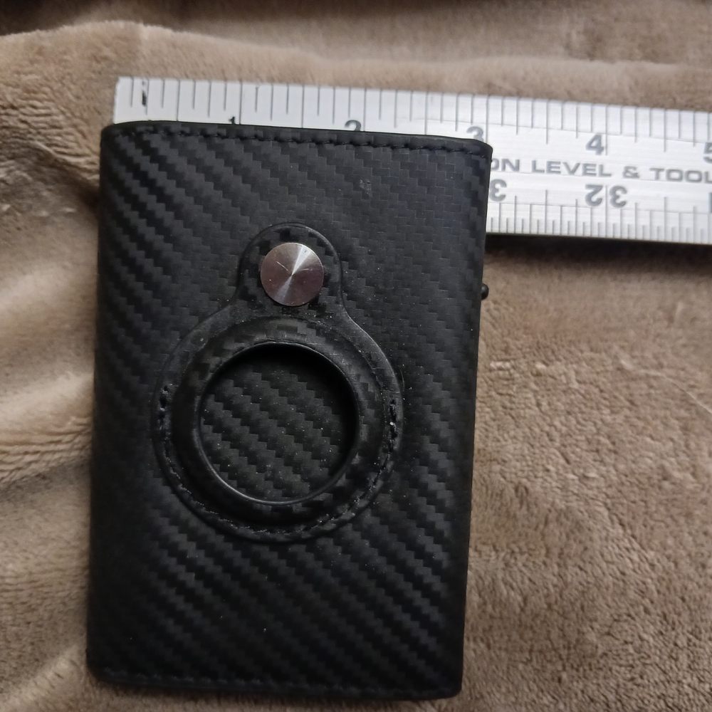 Sleek Black Wallet And Card Holder, Airtag Compatible - Picture 4 of 8